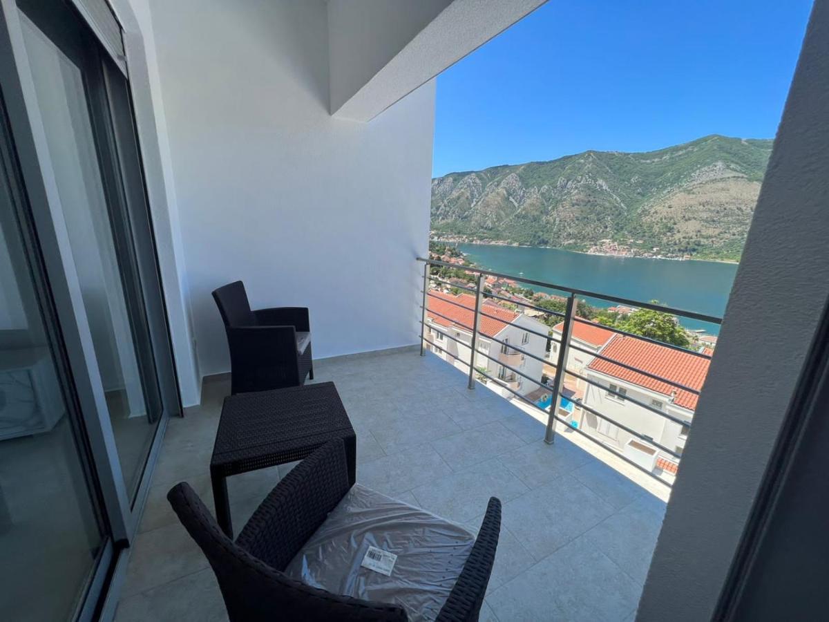 Adriatic Pearl Apartments Kotor Bagian luar foto