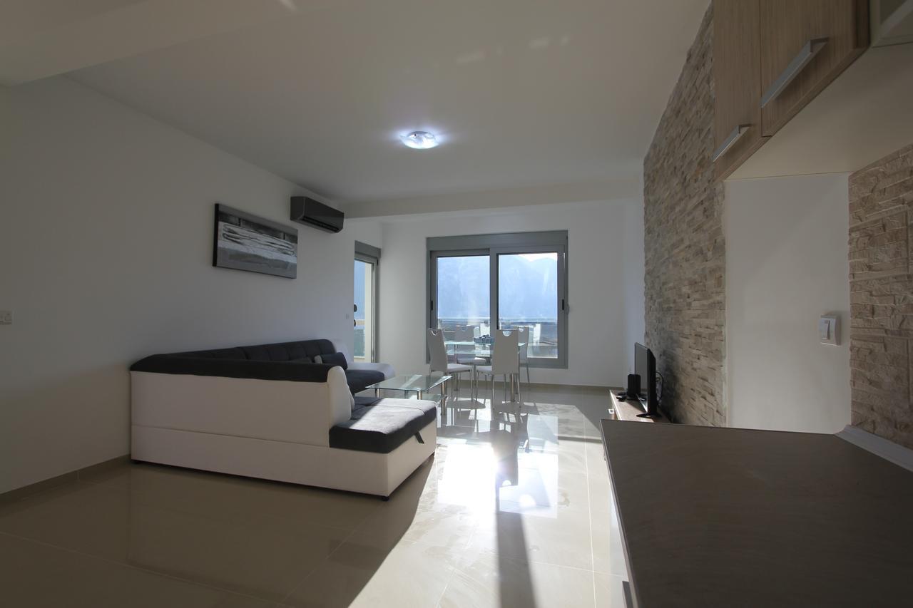 Adriatic Pearl Apartments Kotor Bagian luar foto
