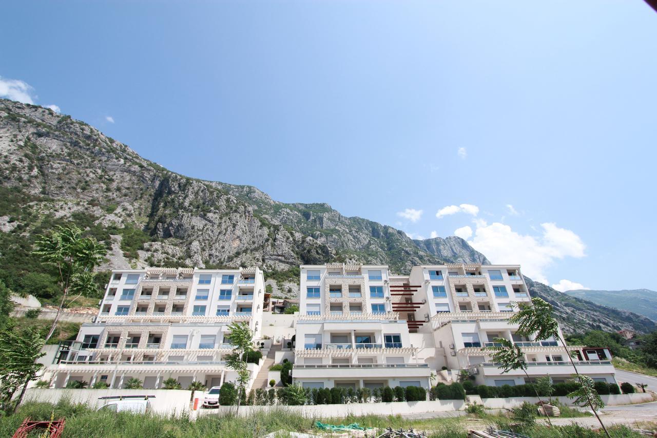 Adriatic Pearl Apartments Kotor Bagian luar foto